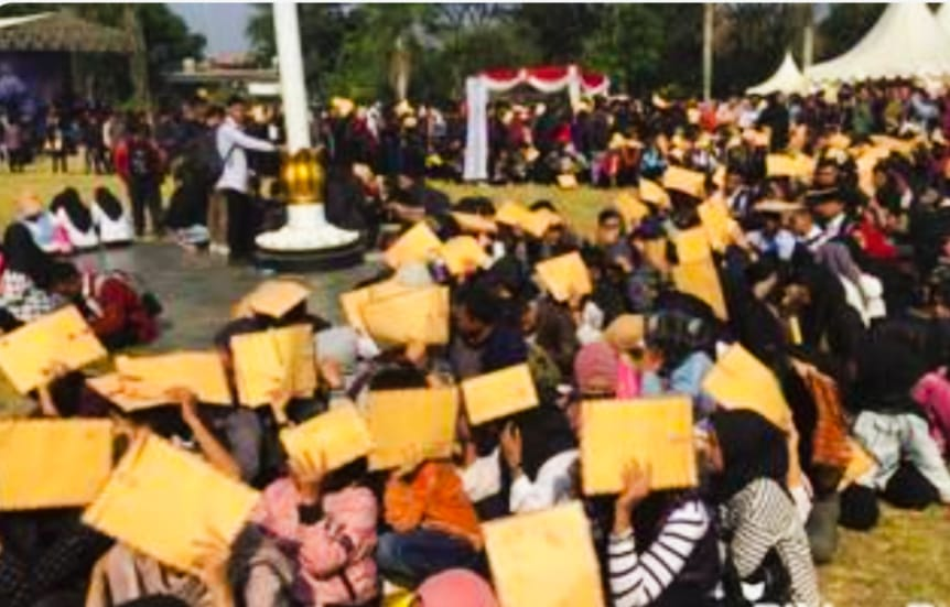 Pertumbuhan Ekonomi Stabil, Kenapa Cari Kerja Justru Semakin Sulit?