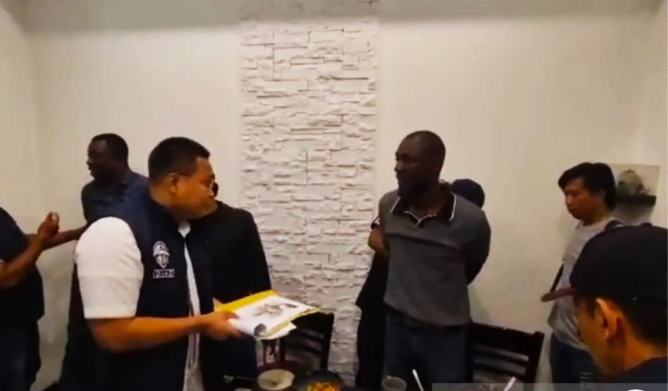 WNA Liberia Ditangkap! Modus “Dolar Hitam” Kembali Terbongkar di Jakarta