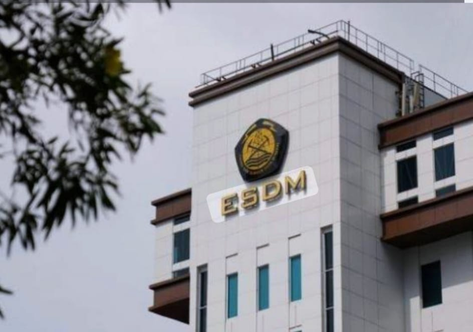 Bahlil Akui Sudah Cabut Banyak Izin Tambang: Pemerintah Bersih-bersih Konsesi Bermasalah.