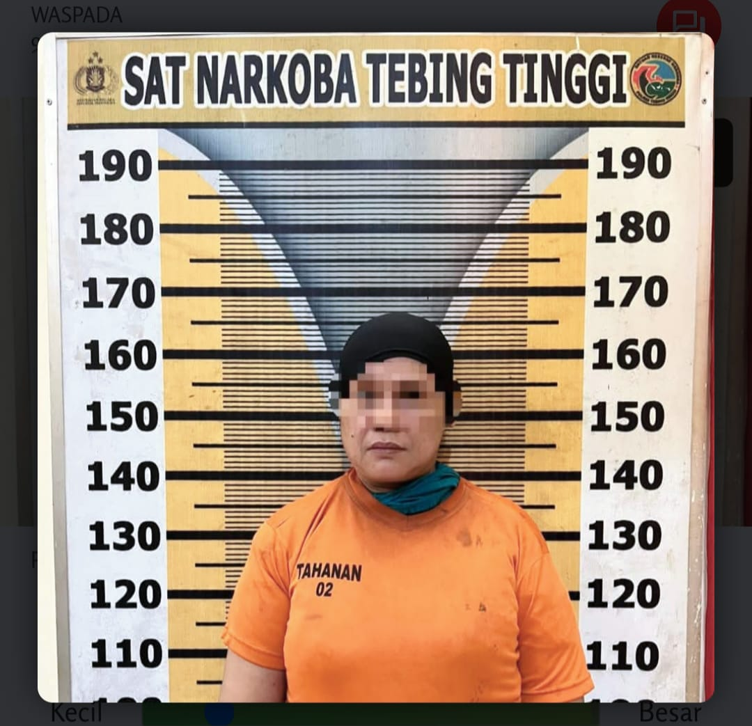 Geger! Polisi Kejar & Tangkap Perempuan 56 Tahun Bawa 1 Kg Sabu di Tebing Tinggi