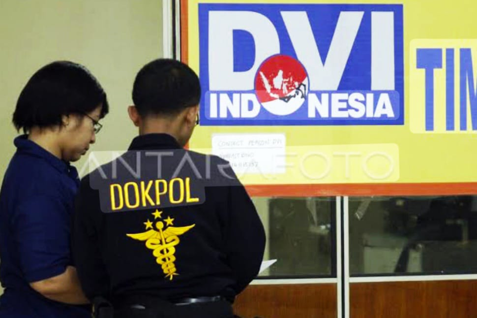 Perjuangan Tanpa Henti! Tim DVI Polri Sukses Identifikasi 44 Jenazah Korban Longsor Cisarua — Bukti Komitmen Polri di Tengah Tragedi Besar!