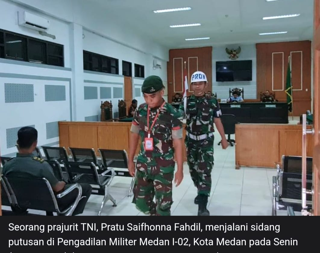 “Miris! Prajurit TNI Curi Uang Kotak Amal Demi Menjenguk Orangtua — Vonis Ringan Tapi Luka Moral Dalam”