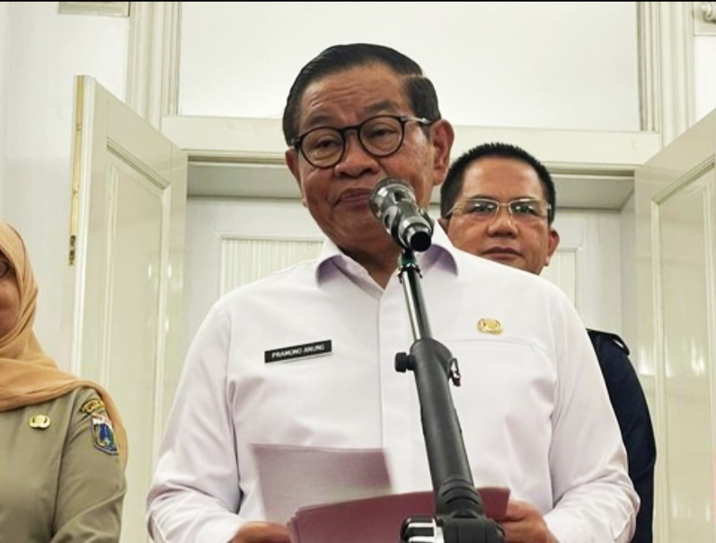 JAKARTA DARURAT SAMPAH! Pramono Anung Siapkan Sarpras Tempur, Warga Wajib Pilah Sampah dari Rumah per 1 Agustus!