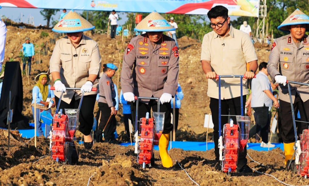 Prestasi Nasional! As SDM Polri Raih Satyalencana Wira Karya, Peran Strategis Polri Jaga Ketahanan Pangan Disorot