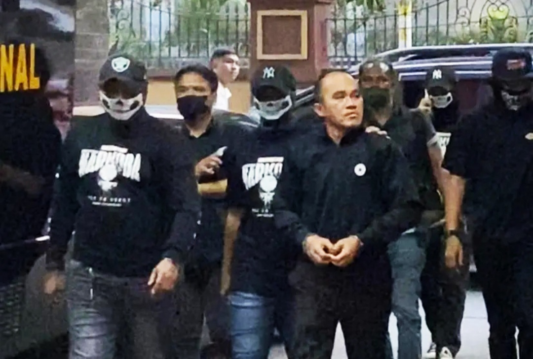 Polri Pecat dan Borgol Eks Kasat Narkoba Kutai Barat, Seret Oknum Berpangkat AKP ke Bareskrim Terkait TPPU Bandar Besar!