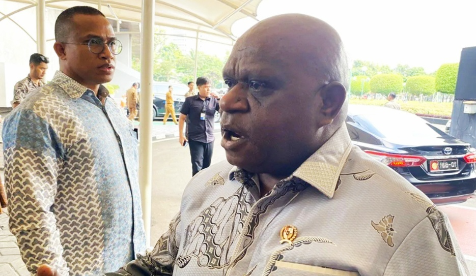 Menteri HAM Kritik Pelaporan Feri Amsari: Sebut Perbedaan Pendapat Bagian dari Demokrasi.