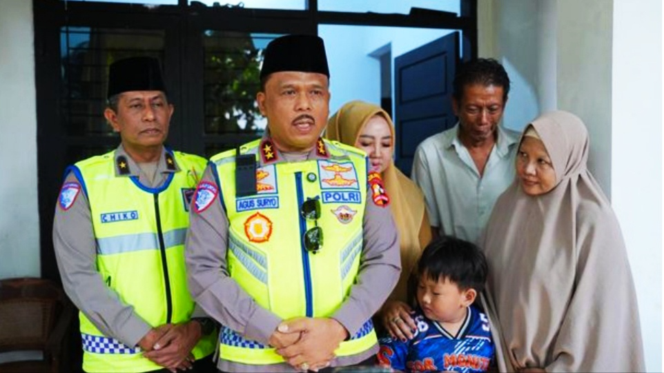 Pesan Haru Kapolri untuk Keluarga Bripka Anumerta Fajar: Pengabdianmu Adalah Kehormatan Polri!
