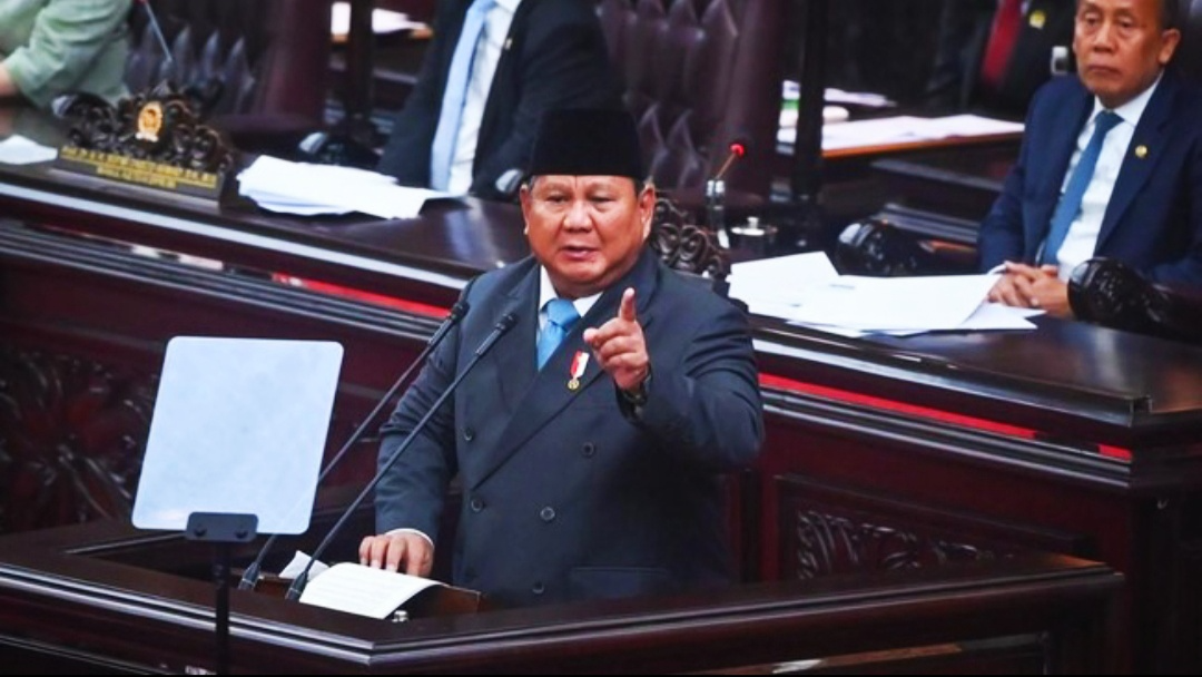 Presiden Prabowo Subianto Bersumpah Kejar Harta Koruptor Hingga ke Bunker Tersempit: Warning Keras Oknum TNI-Polri yang Nekat Jadi Beking!