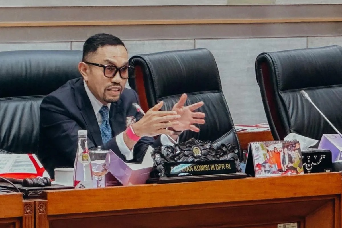 GERAK CEPAT POLRI BIKIN KAPOK! Ahmad Sahroni Puji Polrestabes Makassar Ringkus Geng Motor: Contoh Nyata Tindakan Tegas Jera Pelaku!