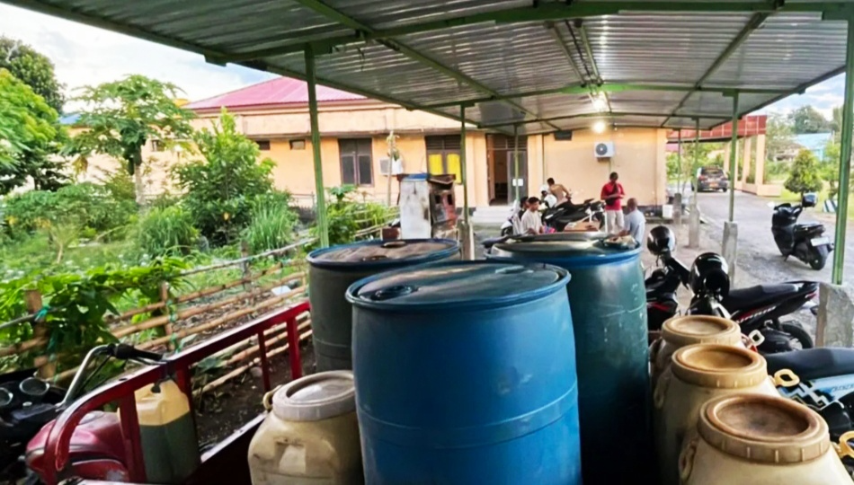 Sikat Mafia BBM! Polda NTB Bongkar Penyelewengan Ratusan Liter Solar Subsidi di Sumbawa, Pelaku Tak Berkutik!