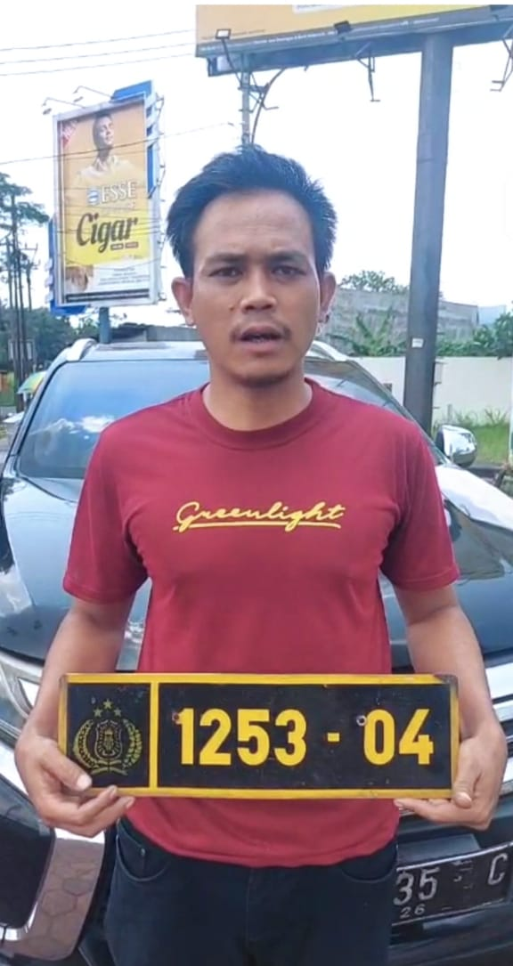 Buntut Panjang Kelakuan Sopir Pajero Berpelat Dinas Palsu Pakai Strobo